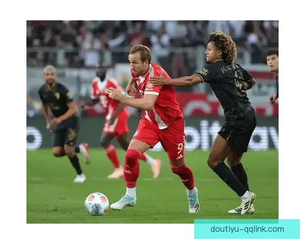拜仁迎战沃尔夫斯堡激战正酣谁能笑到最后