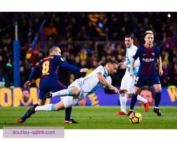 拉科鲁尼亚B队主场完胜阿斯托尔加体育会三球优势晋级