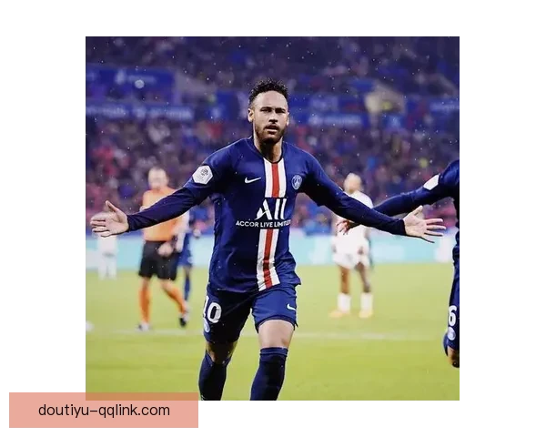 FC列日逆袭沙勒罗瓦全取三分 上演精彩2比1胜利绝杀